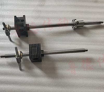 滾珠<strong>絲桿升降機(jī)</strong>